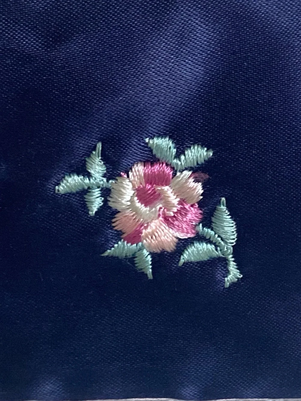 VTG Jewelry Roll Travel Case Pink Navy Pink Satin Embroidered Rose Buds Ribbon